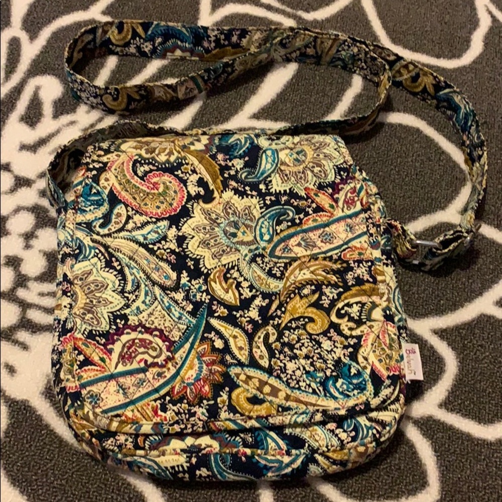 Belvah cross body purse